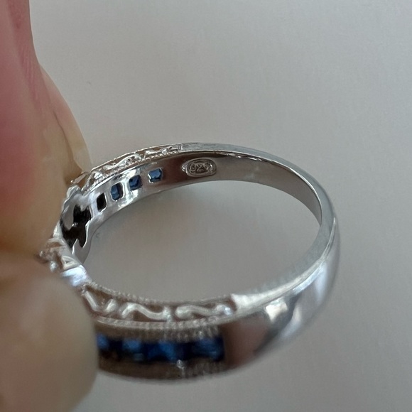 Blue Topaz and Sapphire Coloured Cubic Zirconias Ring925 Sterling Silver Setting - Picture 7 of 7